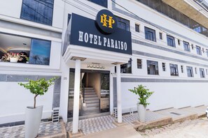 Façana frontal de l'allotjament