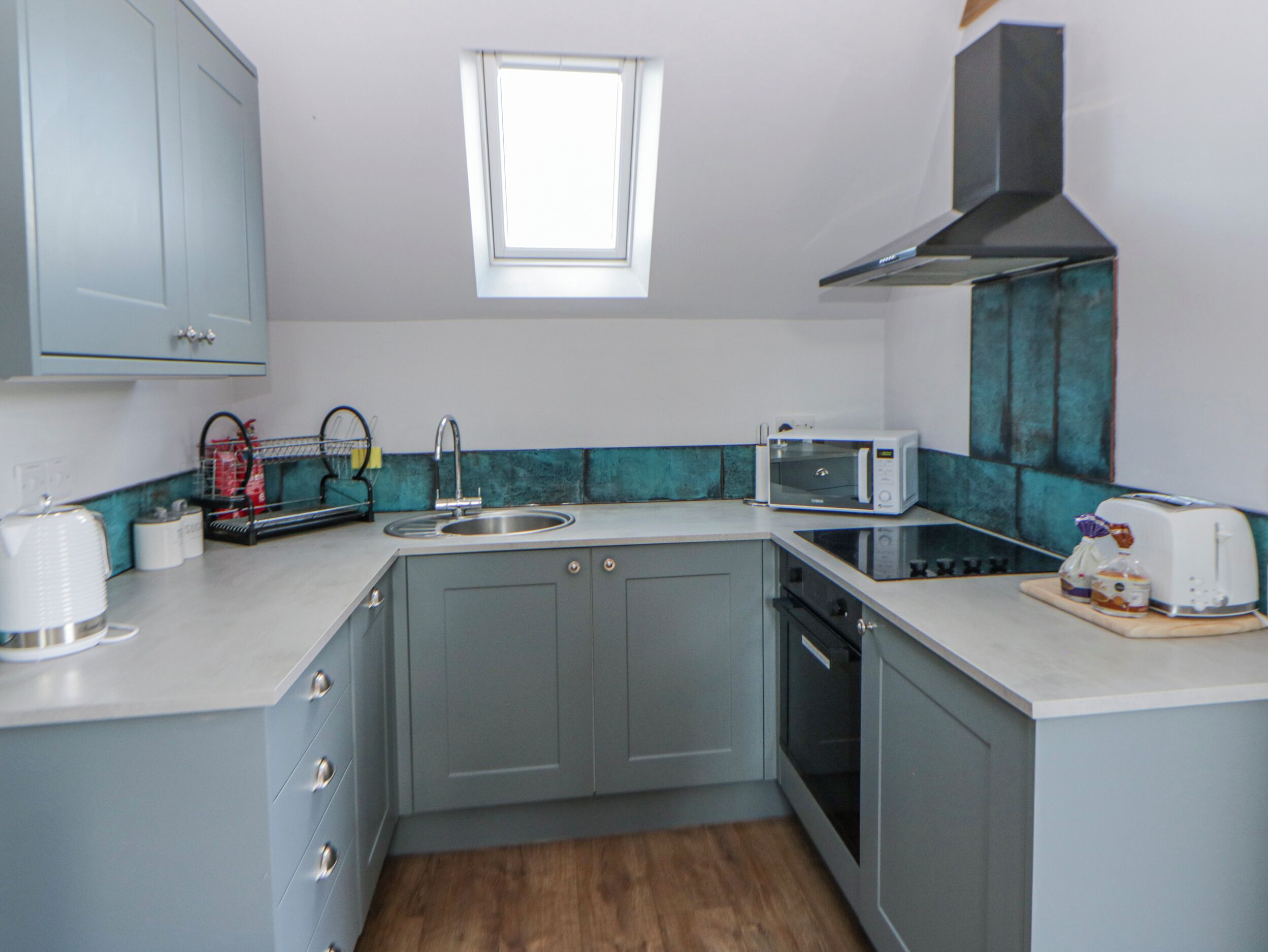 Fridge, dishwasher, electric kettle, toaster