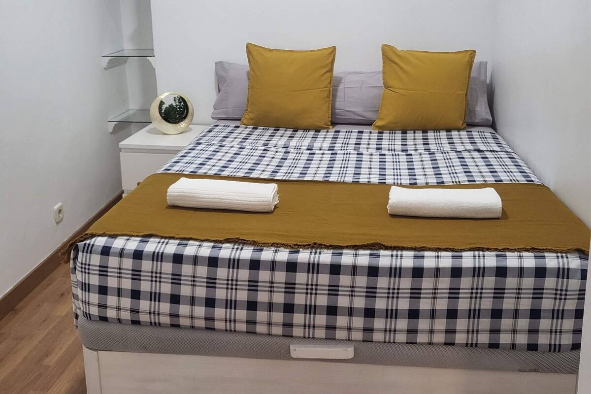 Monolocale Standard, 1 letto matrimoniale | 1 camera, ferro/asse da stiro, Wi-Fi gratuito