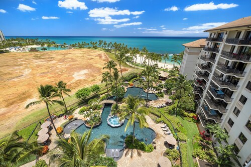 Ko Olina Beach Villas B901: Luxe 3BR Penthouse w/ Beachfront Views