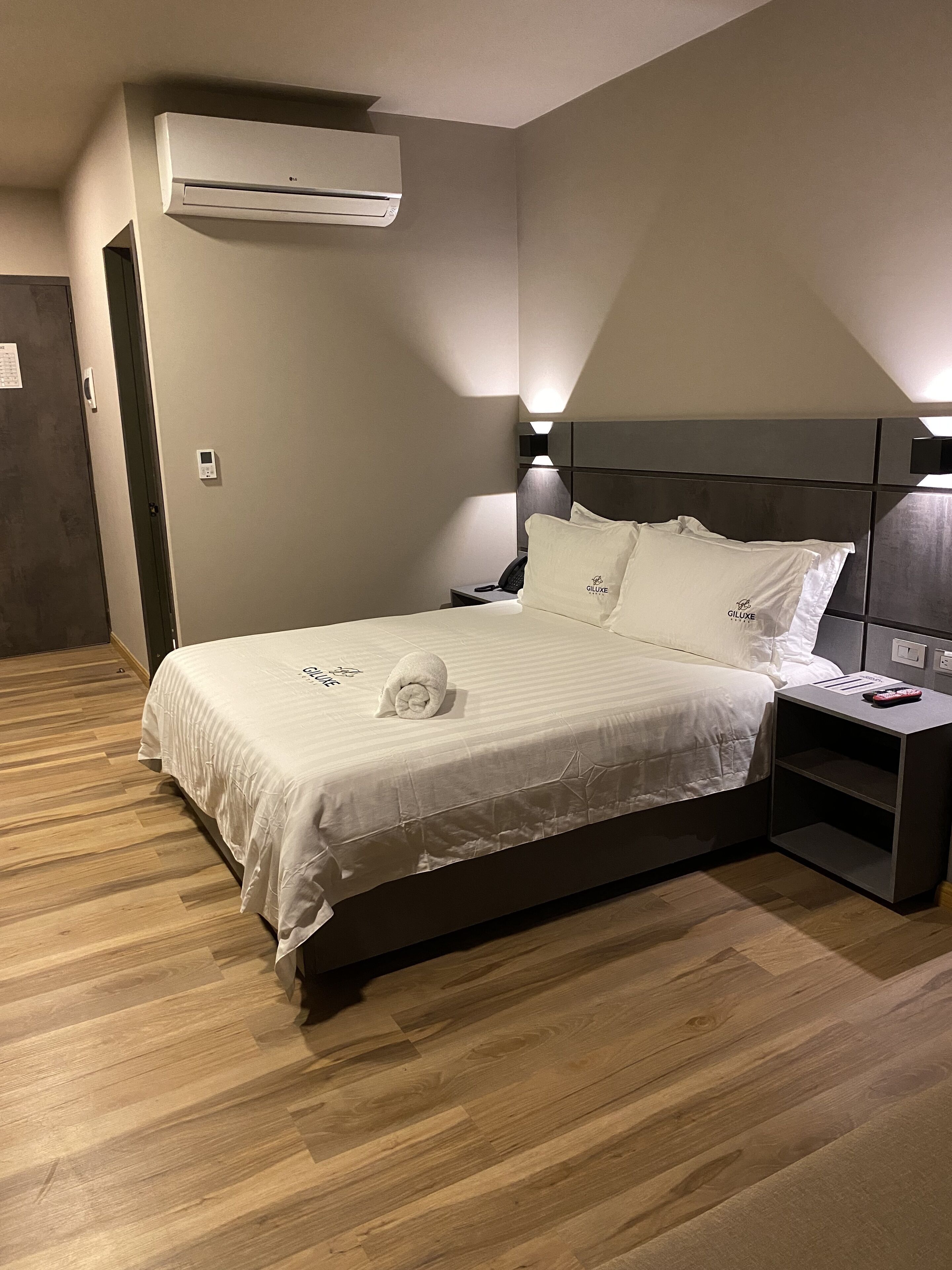 Photo - Giluxe Hotel
