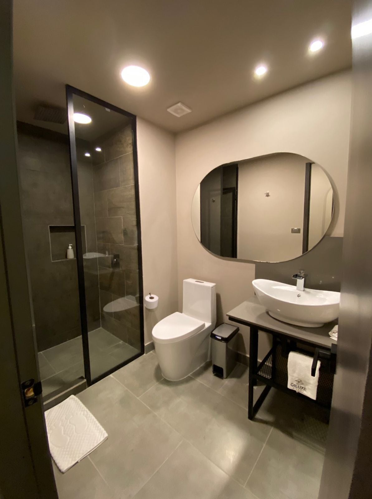 Photo - Giluxe Hotel