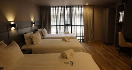 Giluxe Hotel