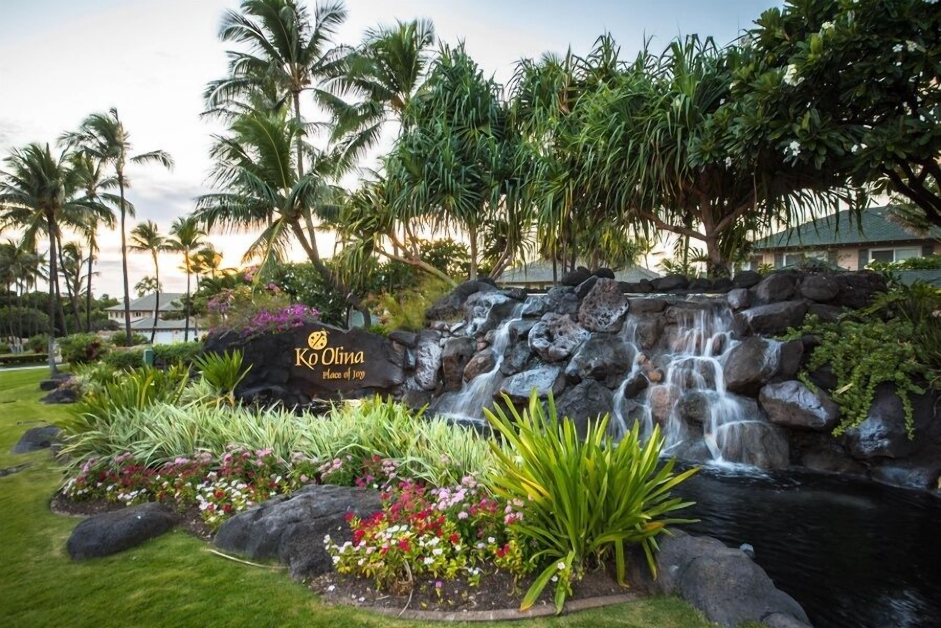 Coconut Plantation 1100-2: Elegant 3BR Condo Near Beach & Golf