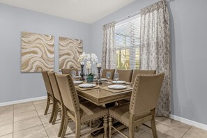 Dining - Disney Dream Deal: 10% OFF 7 Nights! Pool + Game Room Paradise! (Kissimmee)