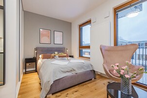 Business Apartment | 1 bedroom, blackout drapes, iron/ironing board, free WiFi