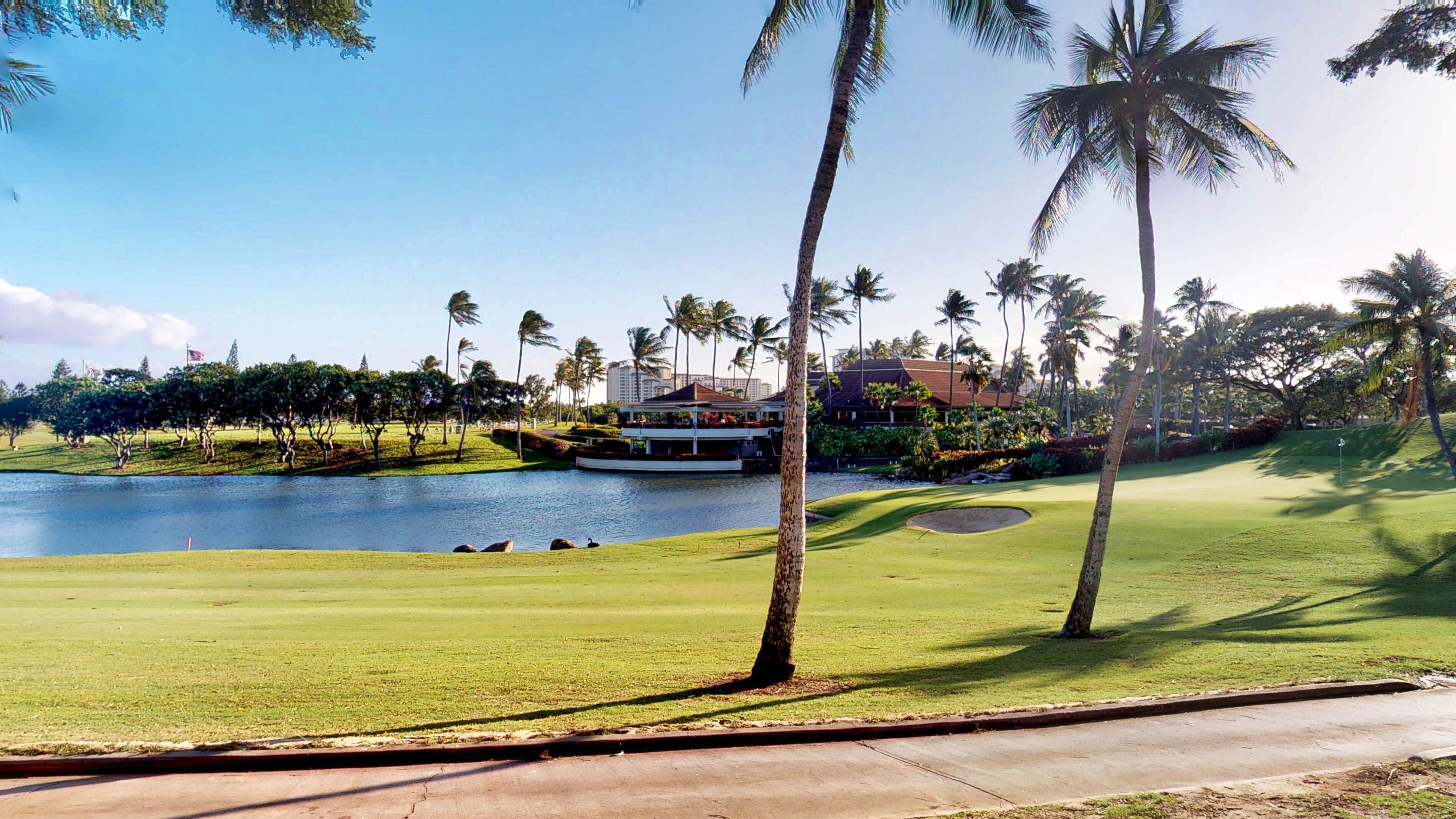 Ko Olina Kai #17: Spacious, Stylish Retreat with Golf Course Views