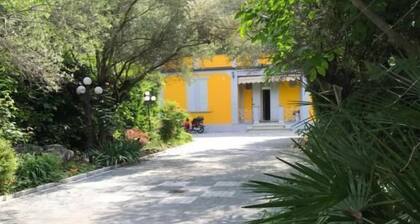 Villa Donatella Rooms & Apartments