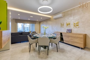 Dining - Luxury 3BR home in St Julians with private terrace (St. Julian`s)