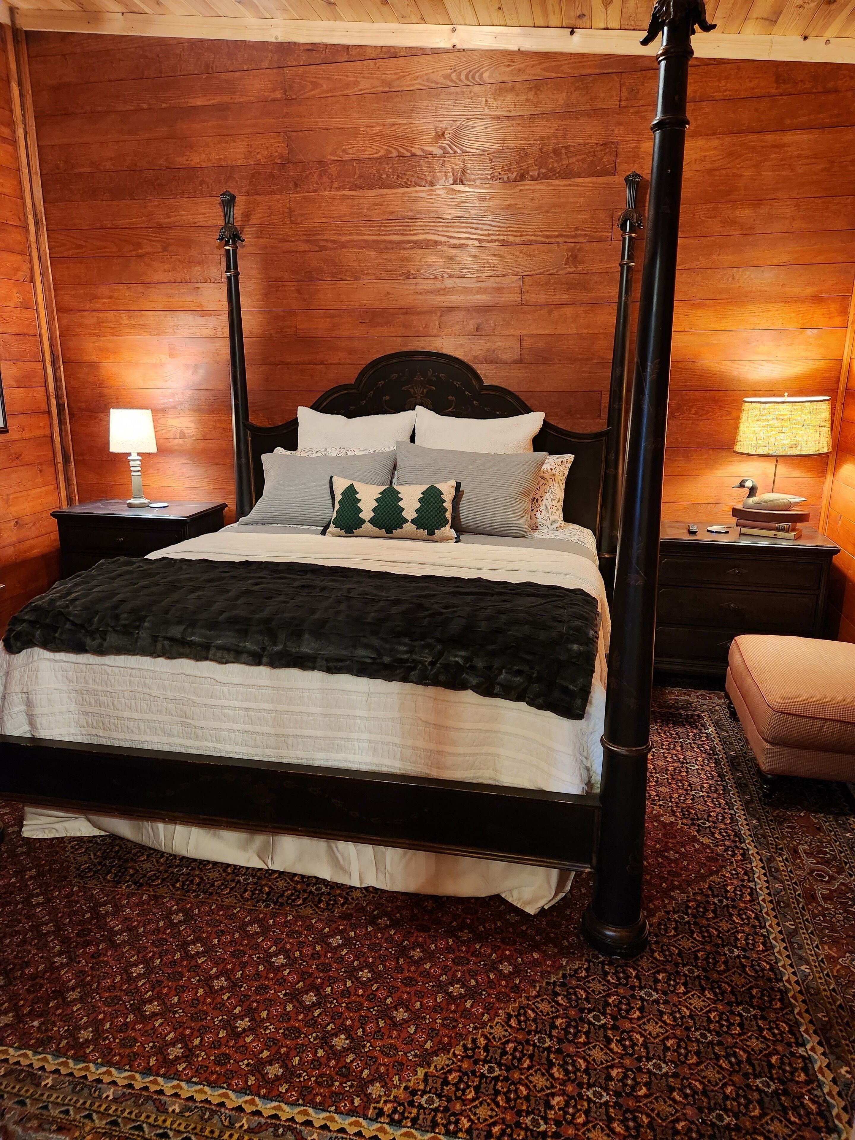 1 sovrum, skrivbord, strykjärn/strykbräda och wi-fi