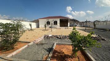 Enceinte de lâhĂ©bergement