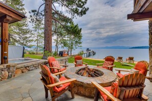 Terrace/patio - Stone Crest Estate - Lakefront - TLUXP (Carnelian Bay)