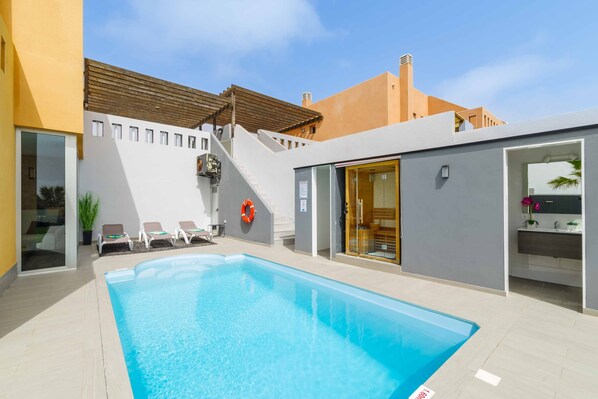 Una piscina climatizada