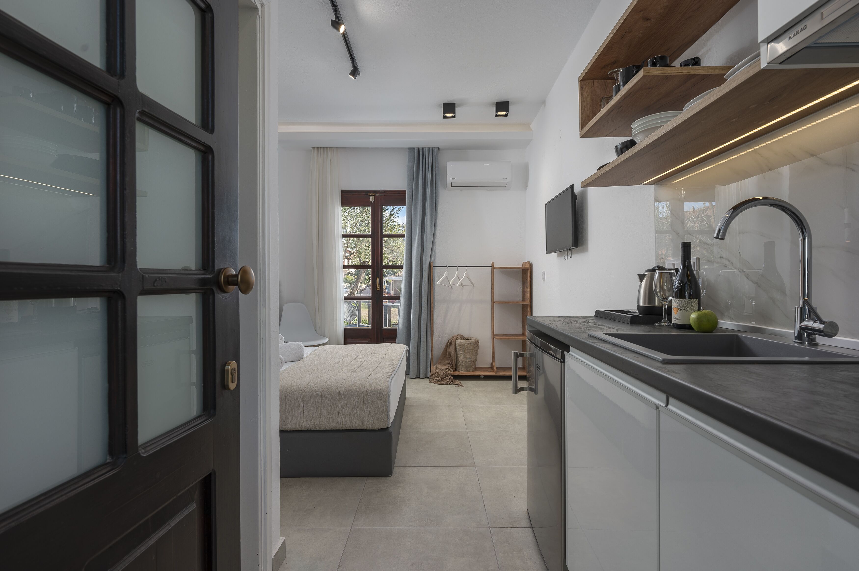 Kamar Double Comfort | Setrika/meja setrika, Wi-Fi gratis, dan seprai linen