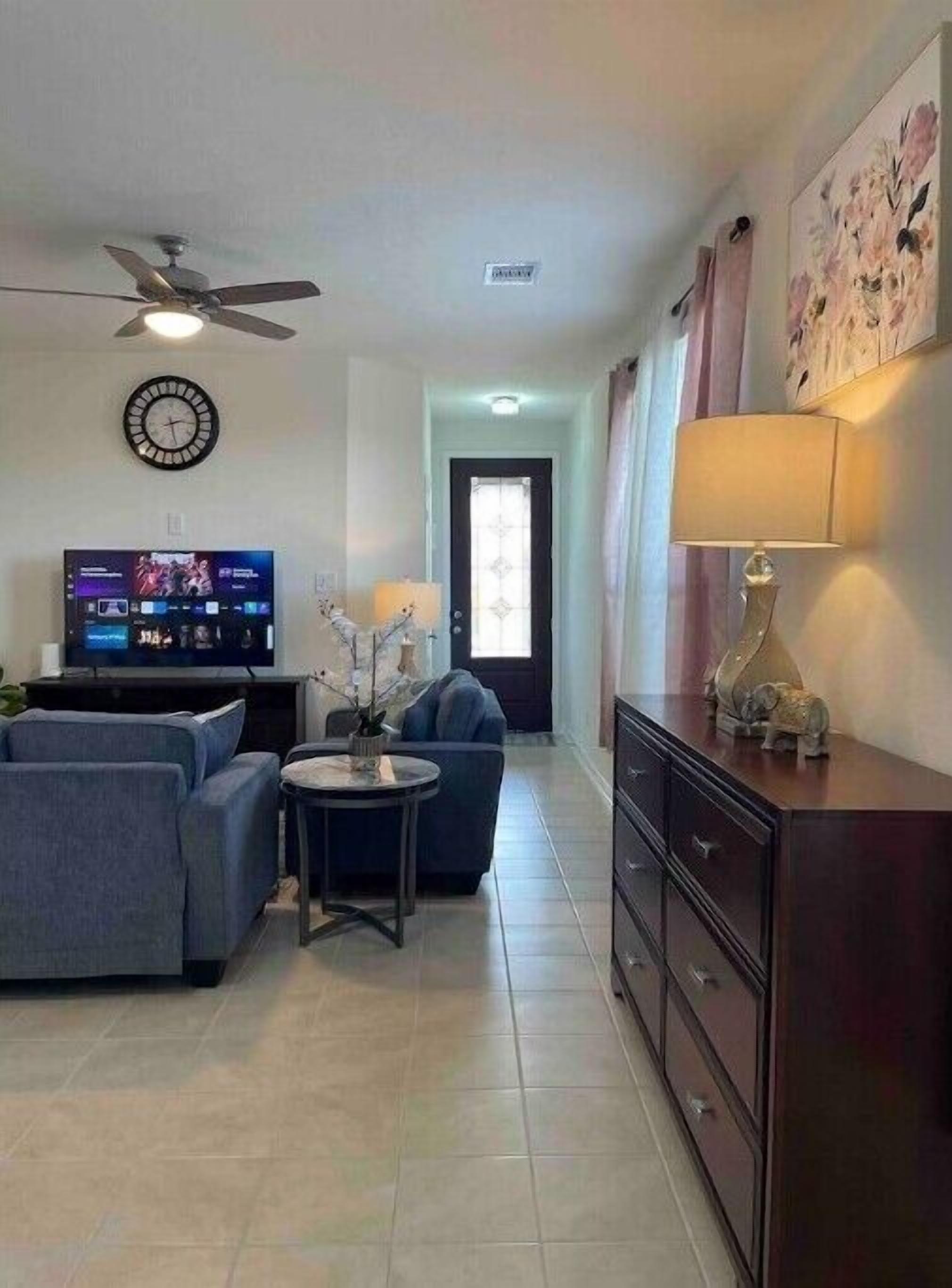 TV connectée, cheminée