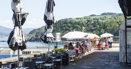 CHARMING HOUSE IN AN UNSURPASSED ENVIRONMENT