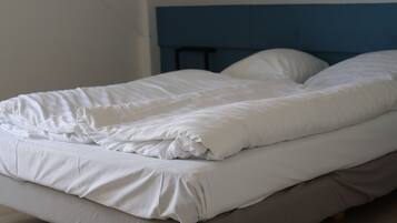 3 habitaciones, caja de seguridad en la habitación y cuna de viaje