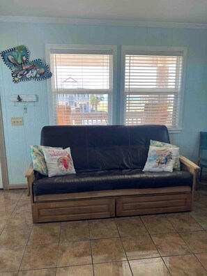 Smart TV, stereo - Cozy studio walking distance to the beach, Seas the Day Beach House (Cameron)
