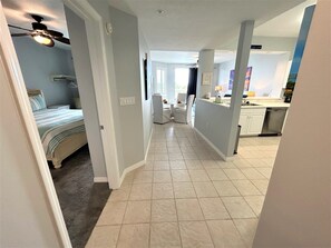 3 habitaciones, tabla de planchar con plancha y wifi gratis 