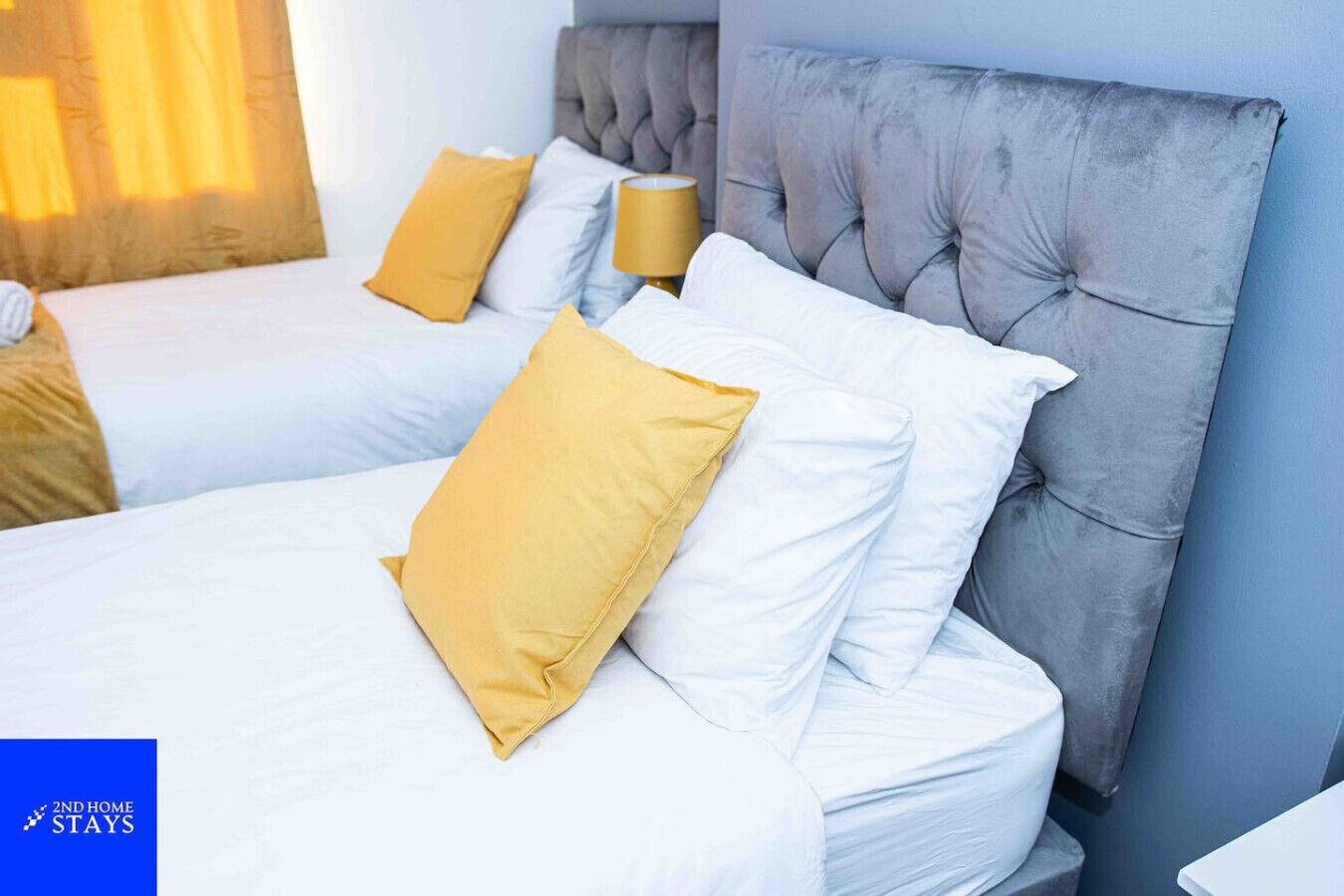 3 bedrooms, desk, iron/ironing board, travel crib