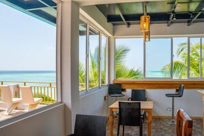 Restaurant - Manta Sea View (Himandhoo)