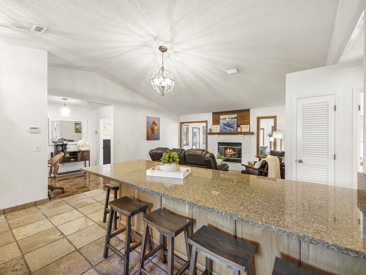 Photo 6 of Spacious Home Prime Location of St. Augustine: Pool, Hot Tub, & Fire Pit