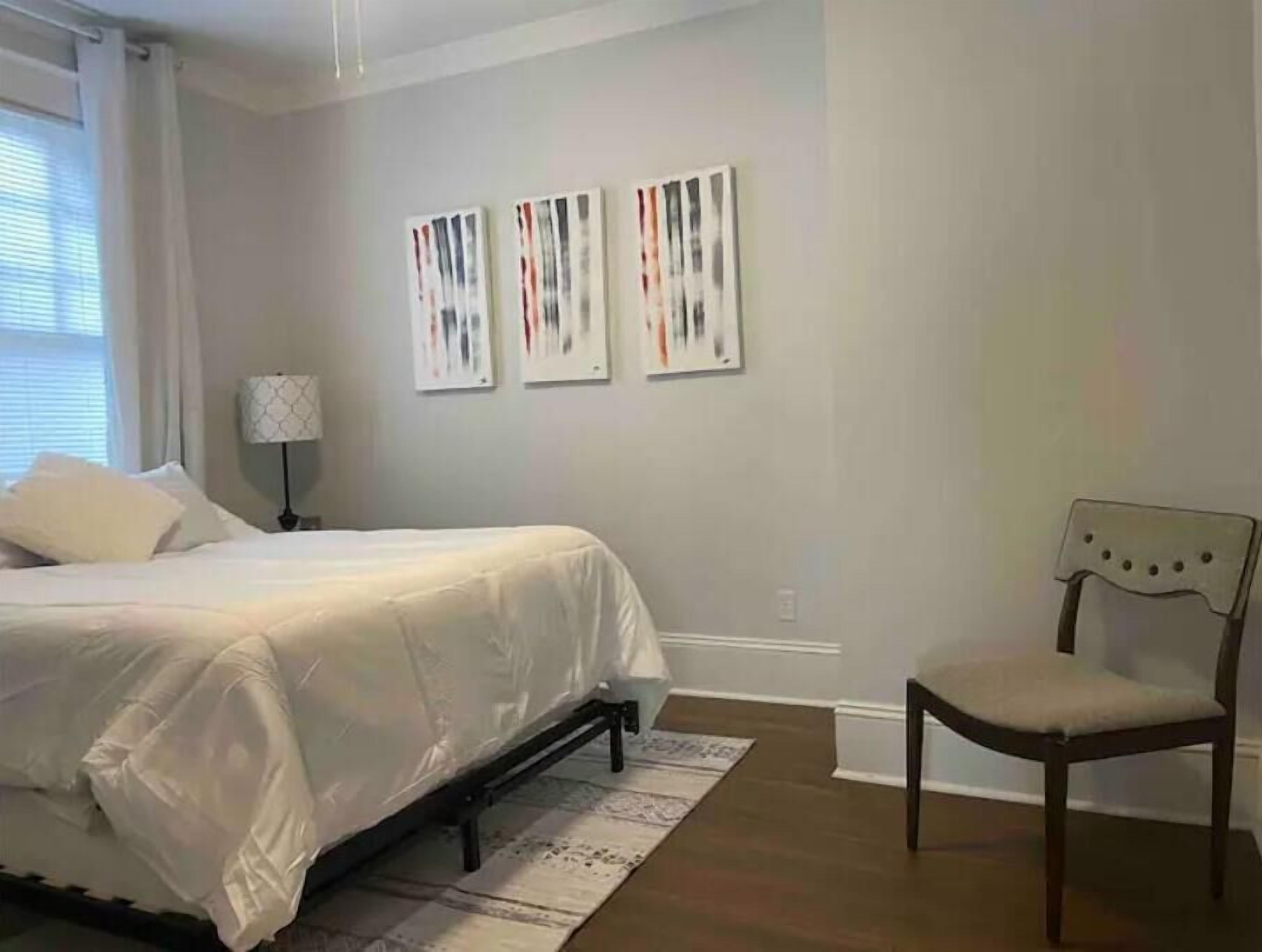 3 Schlafzimmer, Schreibtisch, Reisekinderbett, WLAN