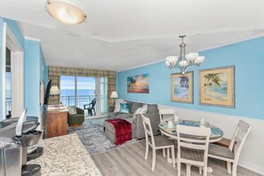 Smart TV - Amazing Oceanfront Condo, Corner Unit, Natural Lights, 4th Floor (Myrtle Beach)