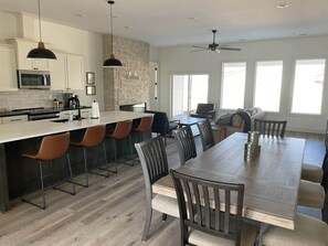 Dining - The ultimate place for a golf trip, wedding party or business retreat. (Andover)