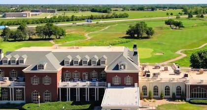 The ultimate place for a golf trip, wedding party or business retreat.