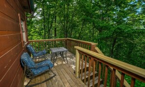 Property grounds - Centrally Located between Pigeon Forge and Gatlinburg. (Sevierville)