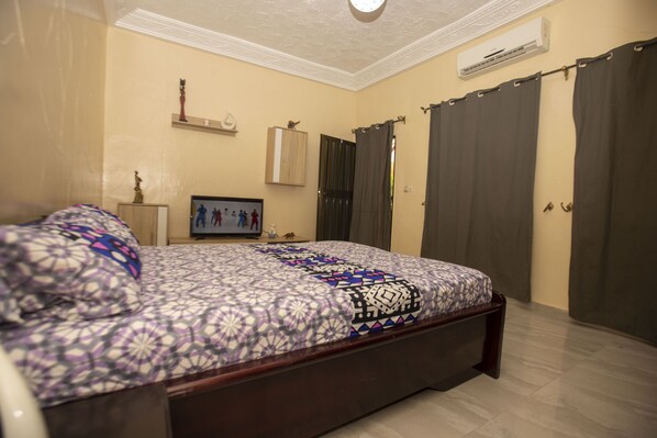 1 bedroom, iron/ironing board, WiFi, bed sheets - Superbe Appartement 1 lit de 2 Place Avec Douche Personel Ideal Pour 2 Personnes (Porto-Novo)