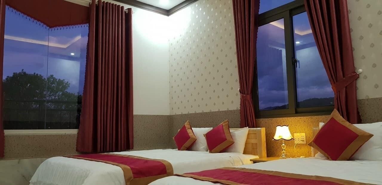 Family Quadruple Room | Desk, free WiFi