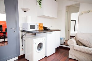 Superior Apartment | Private kitchen - HOSTING DREAMS ATTICS DUOMO (Milan)