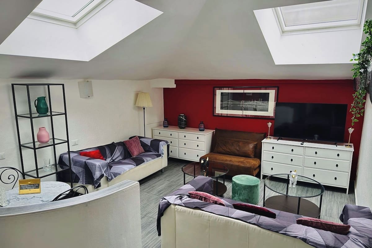 Premium Apartment | Living area | 40-inch flat-screen TV with digital channels