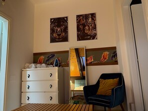 Deluxe Apartment | Premium bedding, down comforters, desk, free WiFi - HOSTING DREAMS ATTICS DUOMO (Milan)