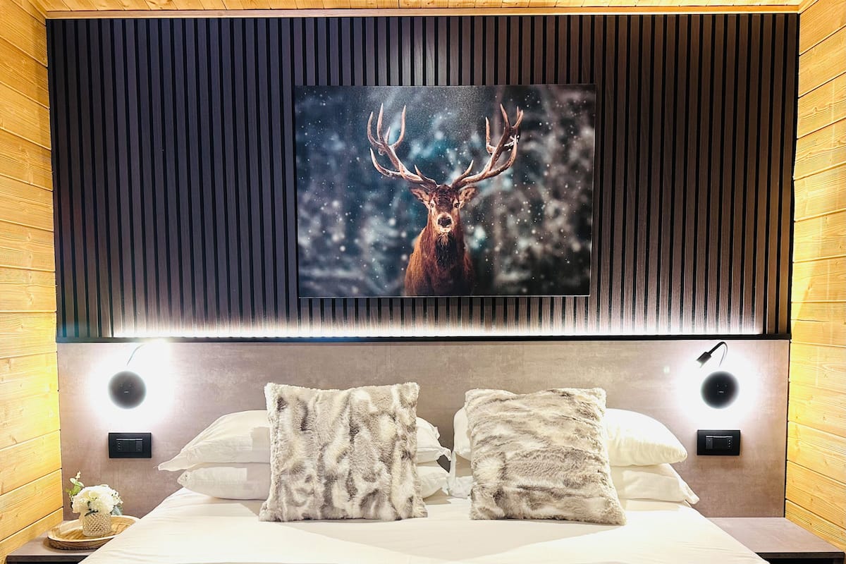 Classic Chalet | Premium bedding, down comforters, in-room safe, iron/ironing board