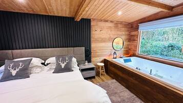 Luxury Chalet | Premium bedding, down comforters, in-room safe, iron/ironing board