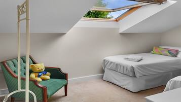 3 soverom, strykejern/-brett, reiseseng for barn og wi-fi (inkludert)