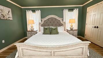 3 habitaciones, escritorio, wifi gratis y ropa de cama