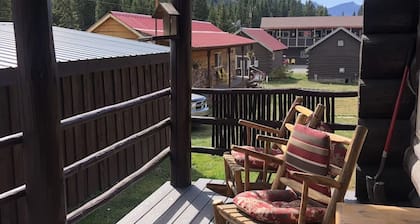 Great 1 bedroom apartment in Cooke City