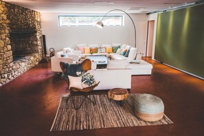 Caminetto, tavolo da ping pong