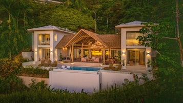 4 bedrooms