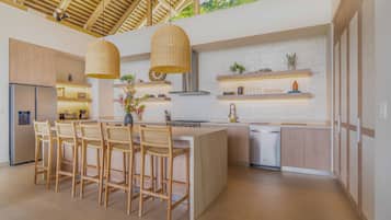 4 bedrooms