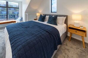1 bedroom, iron/ironing board, free WiFi, bed sheets - Modern, Convenient, Central:  1 bedroom loft (Christchurch)