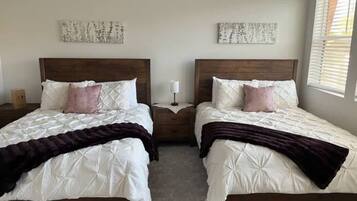 3 bedrooms, iron/ironing board, travel crib, WiFi