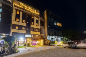 Property entrance - The Royal Galaxy (New Delhi)