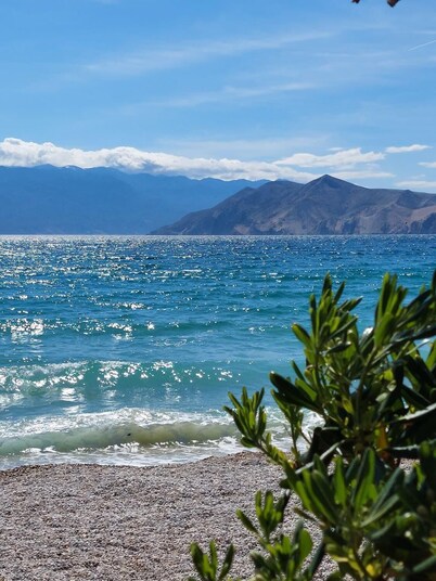 Flat with sea view, air conditioning, WiFi, car park