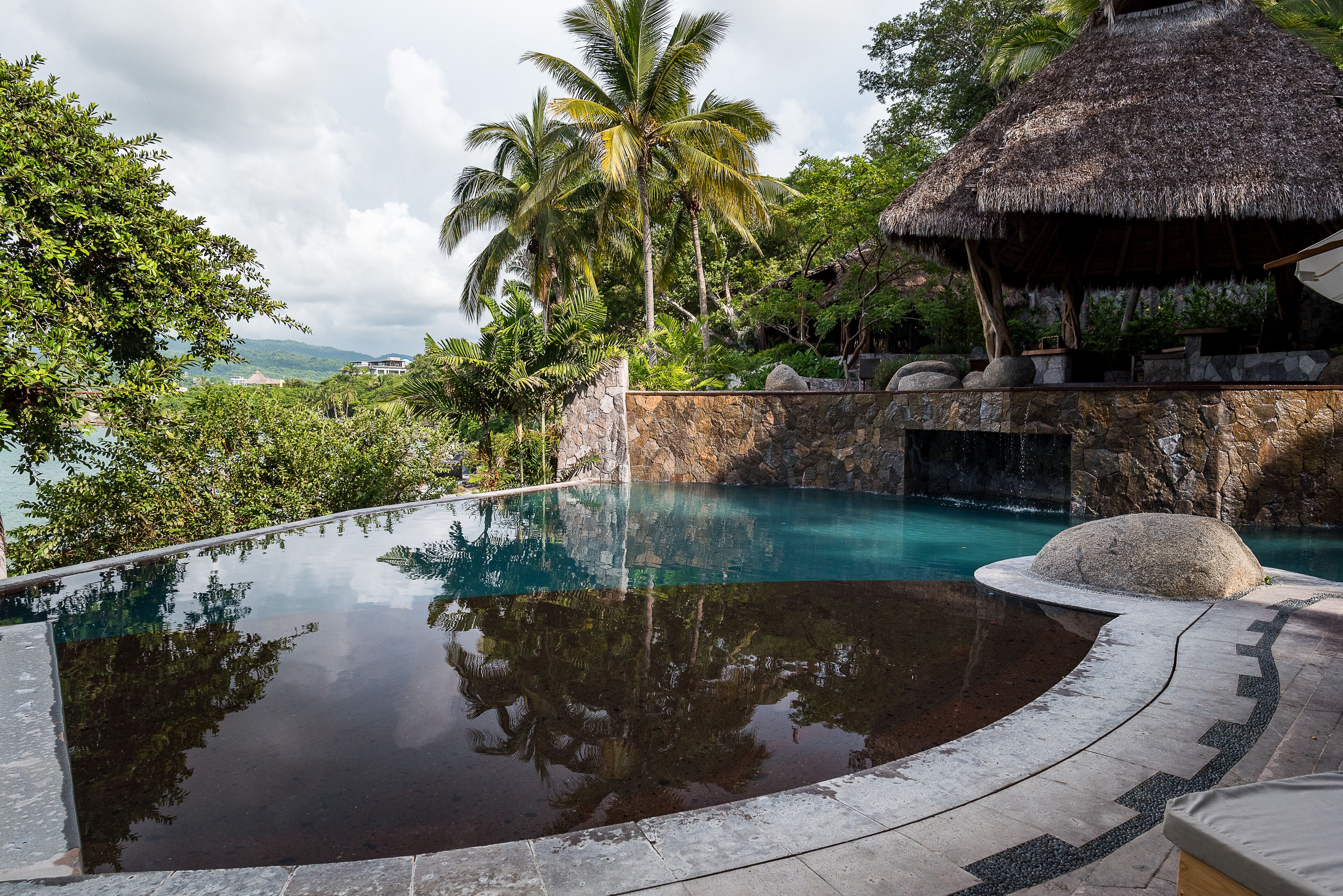 2 outdoor pools, pool umbrellas, sun loungers