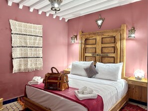 Grand-Vierbettzimmer, Balkon, Blick auf den Innenhof